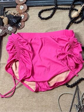 EUC  SWIM by CACIQUE  Hot Pink Mini Skirt with Side Ruched Ties Size 20